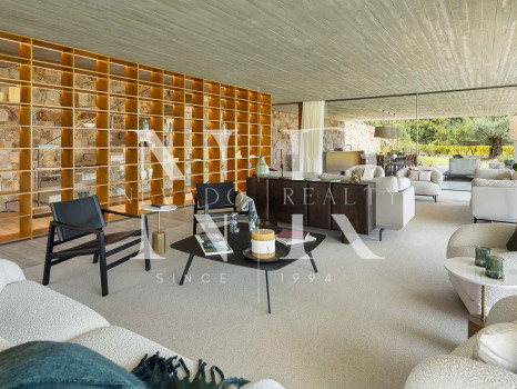 Villa en El Madroñal con vistas panorámicas al mar y a la montaña en venta