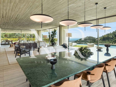 Villa en El Madroñal con vistas panorámicas al mar y a la montaña en venta