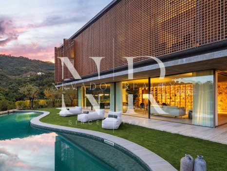 Villa en El Madroñal con vistas panorámicas al mar y a la montaña en venta