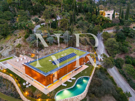 Villa en El Madroñal con vistas panorámicas al mar y a la montaña en venta