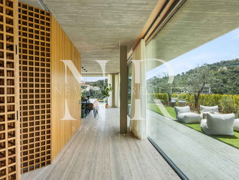 Villa en El Madroñal con vistas panorámicas al mar y a la montaña en venta