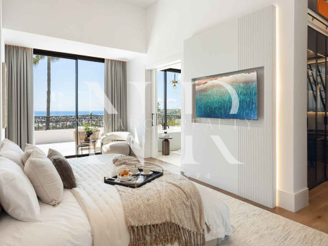 Villa in Los Arqueros with sea views for sale