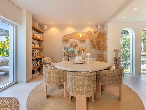 Villa de style bohème à Atalaya Rio Verde à vendre