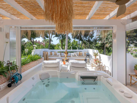 Villa de style bohème à Atalaya Rio Verde à vendre