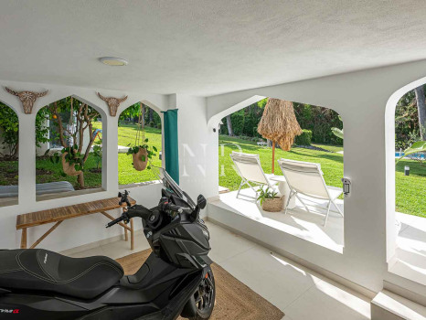 Villa de style bohème à Atalaya Rio Verde à vendre