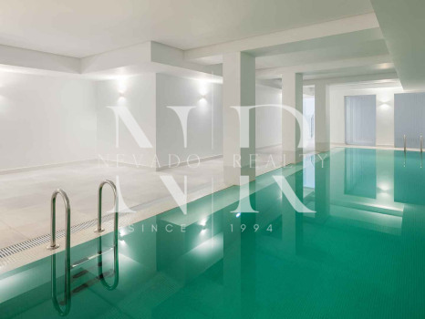 Villa en Urbanización El Madroñal con vistas panorámicas al mar en venta