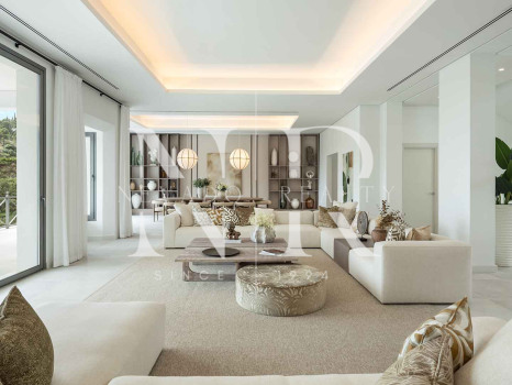 Villa en Urbanización El Madroñal con vistas panorámicas al mar en venta