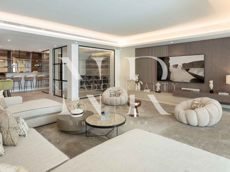 Villa en Urbanización El Madroñal con vistas panorámicas al mar en venta