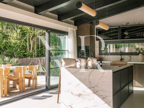 Villa en Nueva Andalucía completamente reformada en venta