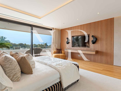 Penthouse in the Epic by Fendi development with private pool for sale
