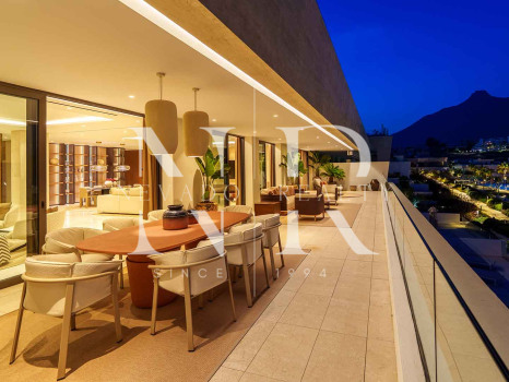 Penthouse in the Epic by Fendi development with private pool for sale