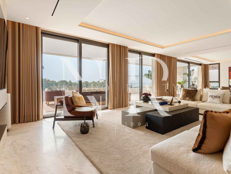 Penthouse in the Epic by Fendi development with private pool for sale