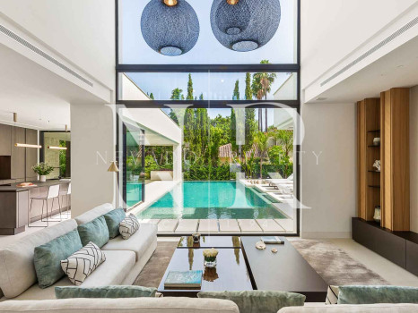 Villa en Las Brisas Golf de diseño en venta