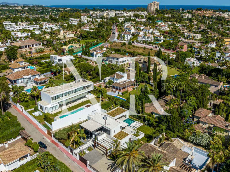Villa en Las Brisas Golf de diseño en venta