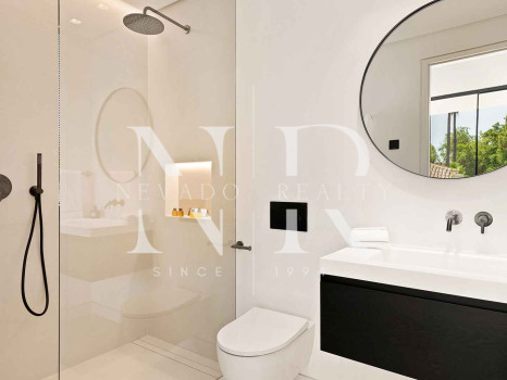 Villa en Las Brisas Golf de diseño en venta