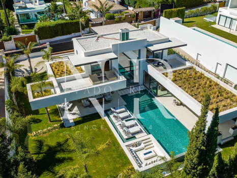 Villa en Las Brisas Golf de diseño en venta