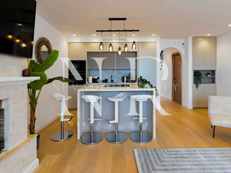 Maison mitoyenne à vendre dans le lotissement El Alto avec vue panoramique sur la mer