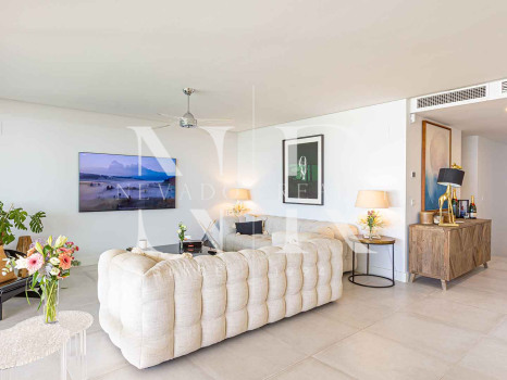 Pareada en Urbanización Artola Homes con piscina privada en venta