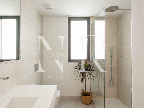 Pareada en Urbanización Artola Homes con piscina privada en venta