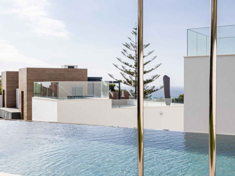 Pareada en Urbanización Artola Homes con piscina privada en venta