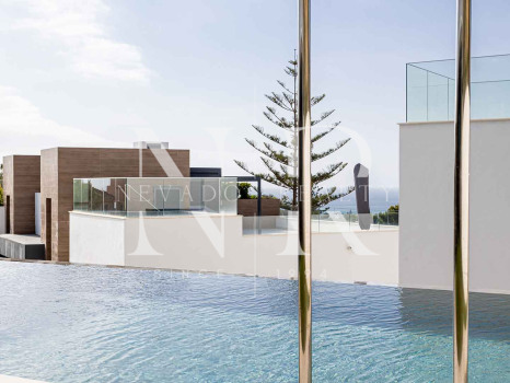 Pareada en Urbanización Artola Homes con piscina privada en venta