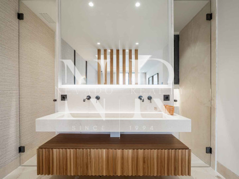 Appartement dans un immeuble neuf à vendre à Aloha