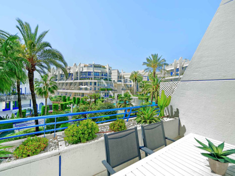 Apartment for short-term rental in central Marbella fully renovated and furnished