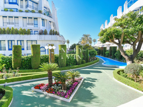 Apartment for short-term rental in central Marbella fully renovated and furnished