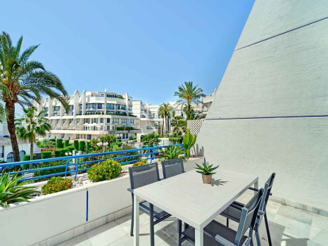 Apartment for short-term rental in central Marbella fully renovated and furnished
