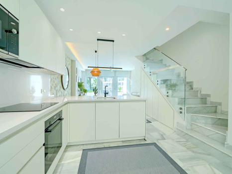 Apartment for short-term rental in central Marbella fully renovated and furnished