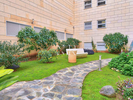 Apartment for sale near the beach in Marbella