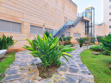 Apartment for sale near the beach in Marbella