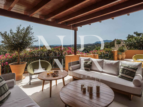 Apartamento en Urbanización Les Belvederes con vistas panorámicas al mar en venta