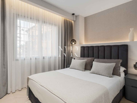 Appartement à vendre dans le lotissement Les Belvederes avec vue panoramique sur la mer