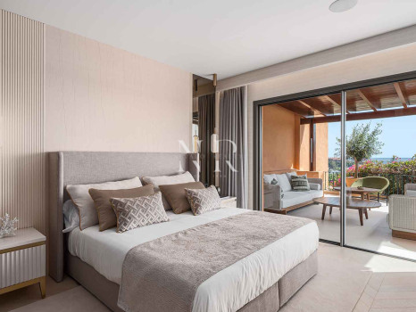 Appartement à vendre dans le lotissement Les Belvederes avec vue panoramique sur la mer