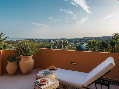 Appartement à vendre dans le lotissement Les Belvederes avec vue panoramique sur la mer