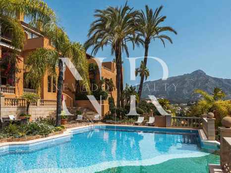 Apartamento en Urbanización Les Belvederes con vistas panorámicas al mar en venta
