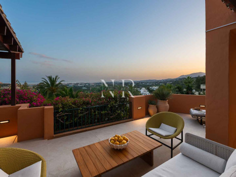 Appartement à vendre dans le lotissement Les Belvederes avec vue panoramique sur la mer