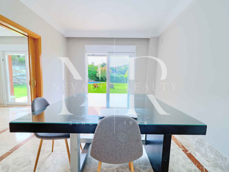 Villa for sale in the Santa Clara golf development on the front line of the golf course