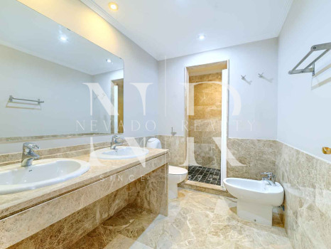 Villa for sale in the Santa Clara golf development on the front line of the golf course