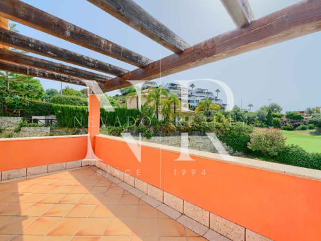 Villa for sale in the Santa Clara golf development on the front line of the golf course