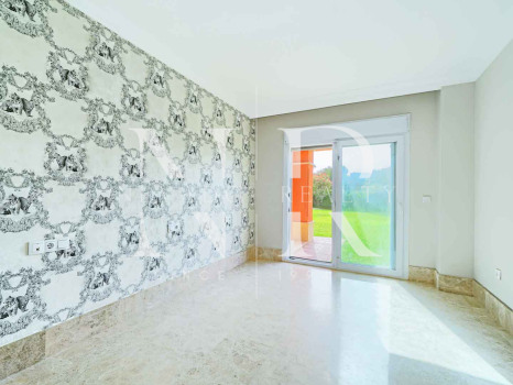 Villa for sale in the Santa Clara golf development on the front line of the golf course