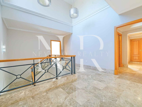 Villa for sale in the Santa Clara golf development on the front line of the golf course