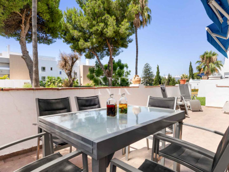 Apartment in Nueva Andalucía for sale