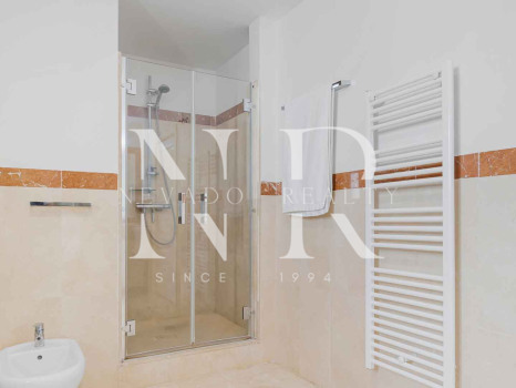 Adosada en Urbanización La Perla de la Heredia con piscina privada en venta