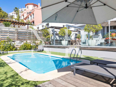 Adosada en Urbanización La Perla de la Heredia con piscina privada en venta