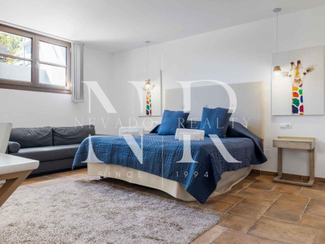 Adosada en Urbanización La Perla de la Heredia con piscina privada en venta