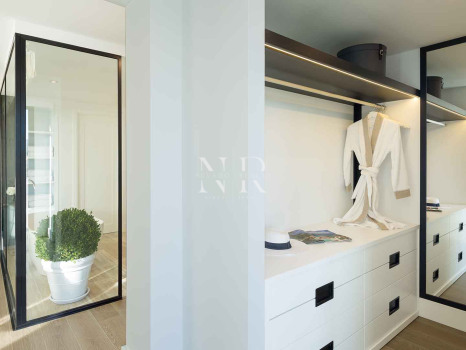 Villa en Aloha en primera línea de golf en venta