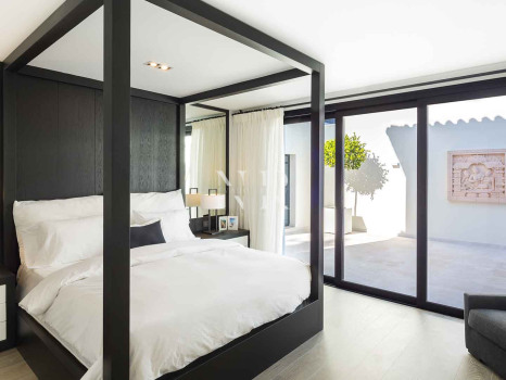 Villa en Aloha en primera línea de golf en venta