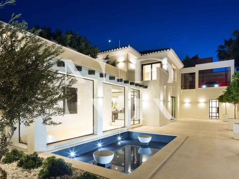 Villa en première ligne de golf à vendre à Aloha